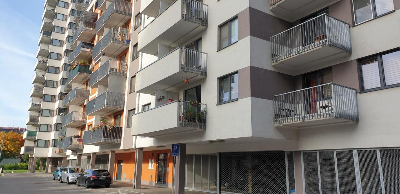 Apartmán***Bratislava Exterior foto
